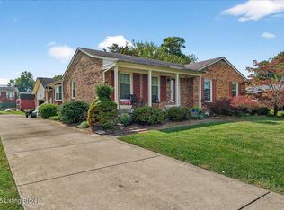 887 Stringer Ln, MOUNT WASHINGTON, KY 40047