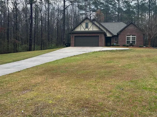 7631 15th Street Rd, Bessemer, AL 35023
