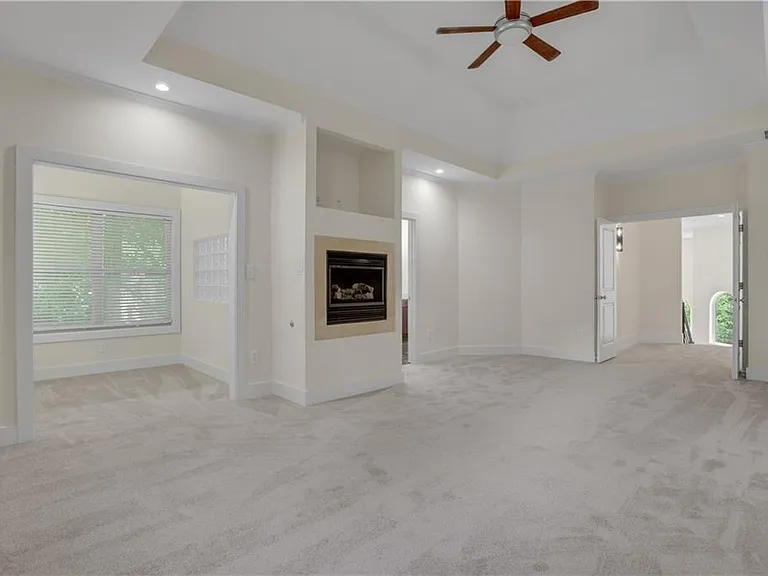 3228 Silver Lake Dr NE — Photo 35