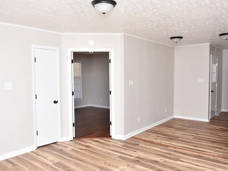 2135 Nevada St — Photo 19