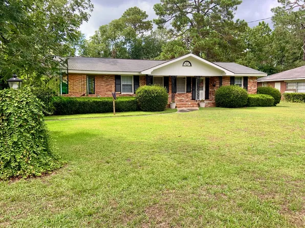 105 Central Dr, Vidalia, GA 30474