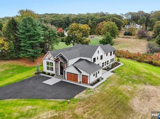465 Cherry Ln, Mendham Borough, NJ 07945