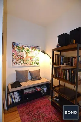 Rented by Bond New York | media 16