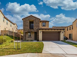 29051 N West Hills Dr, Valencia, CA 91354