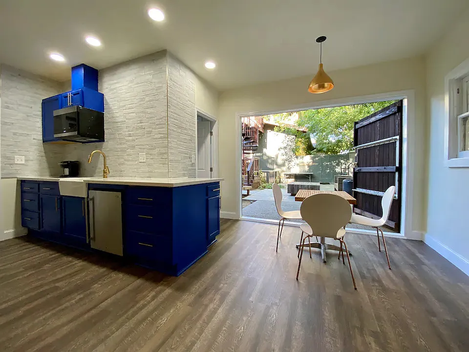 Studio, 440 sqft, $1,695 — Photo 1