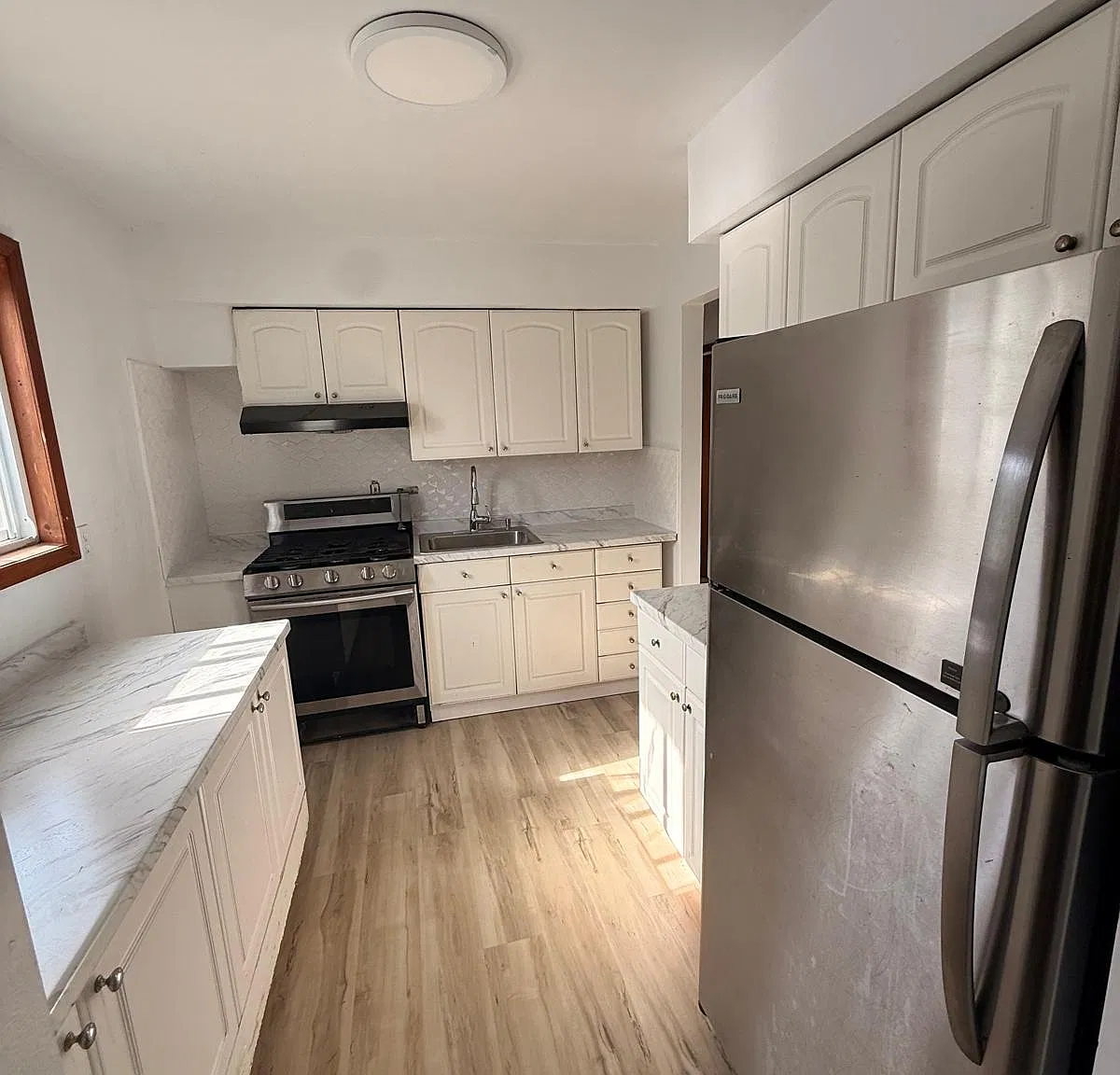 Beachview St, Copiague — Photo 4