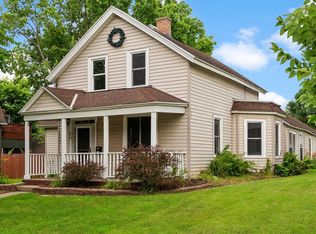 415 E Cook St, Portage, WI 53901