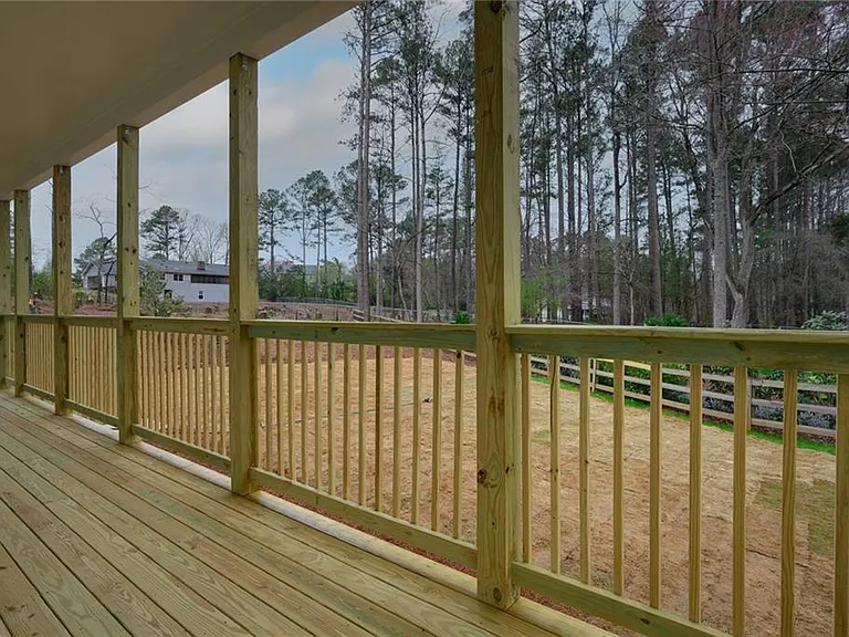 2295 Brandon Ct NE — Photo 38