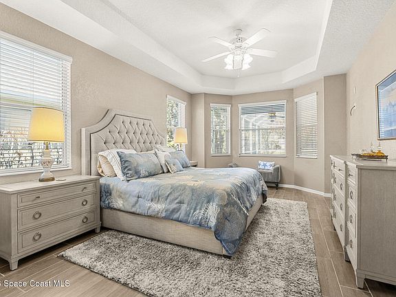 5th image of 4328 Chastain Dr