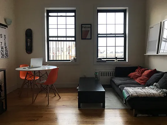 Rented by Nooklyn NYC LLC | media 8