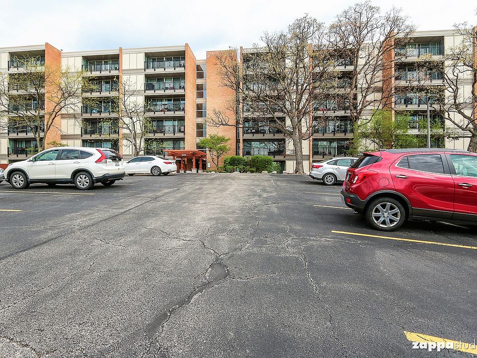 1st image of 5950 Oakwood Dr APT 4J