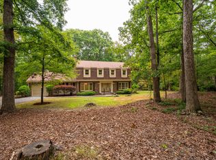 136 Hunters Ridge Rd, Chapel Hill, NC 27517