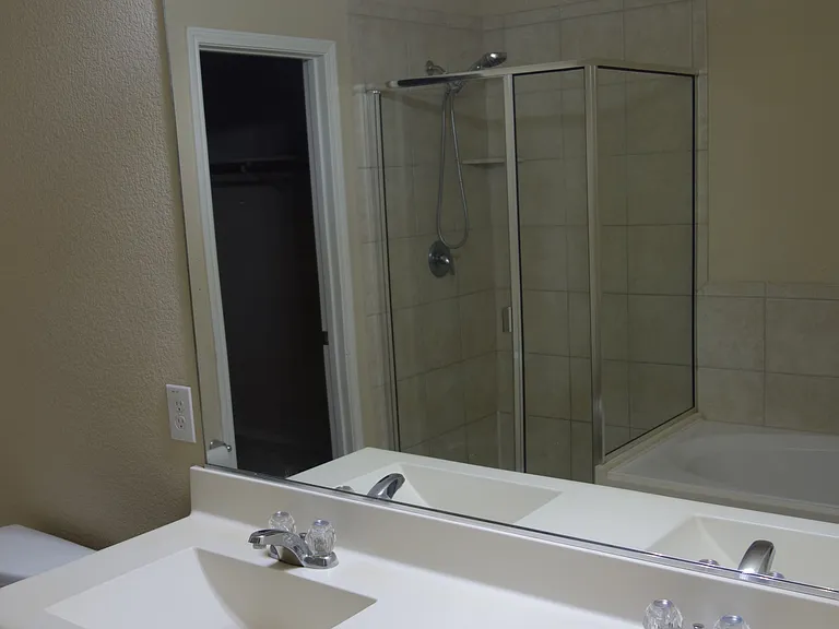 12221 Big Rock Dr — Photo 10
