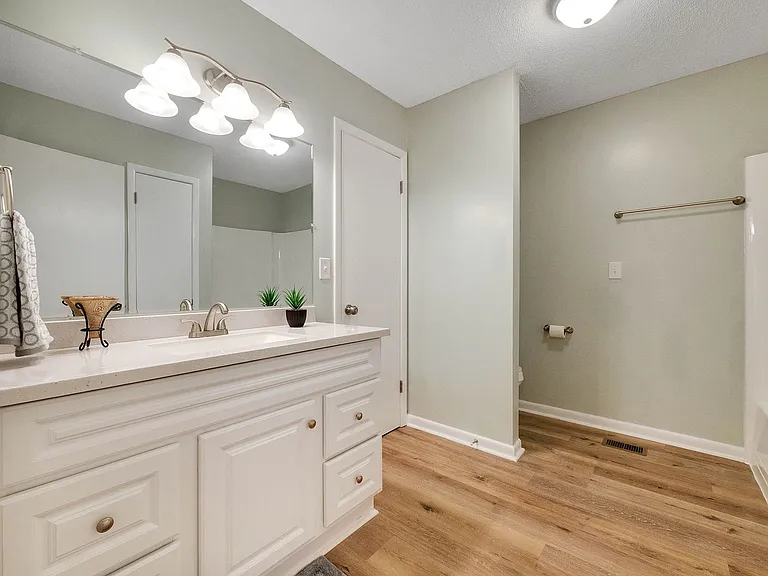 4816 Eldridge Rd — Photo 19