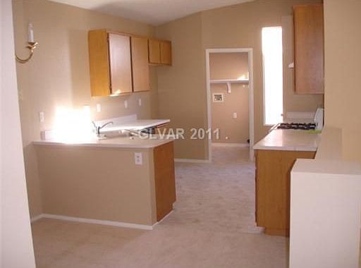 5th image of 335 Louisville Dr