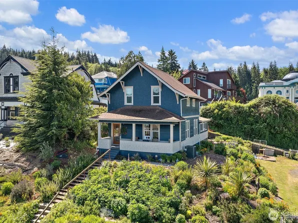 716 First Street W, South Bend, WA 98586