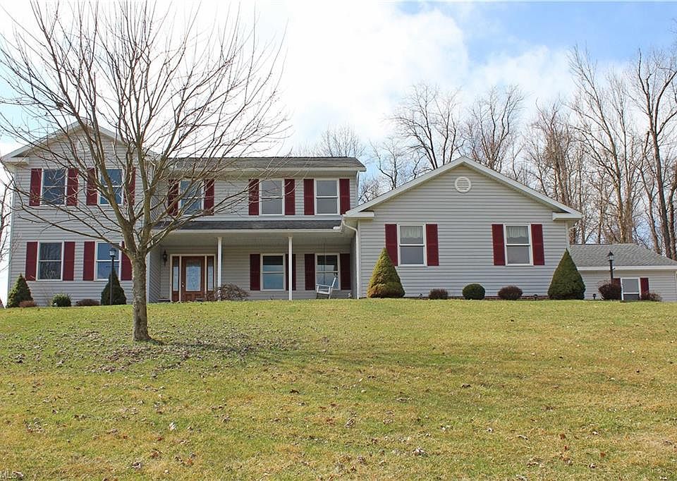 1st image of 122 Woodland Dr