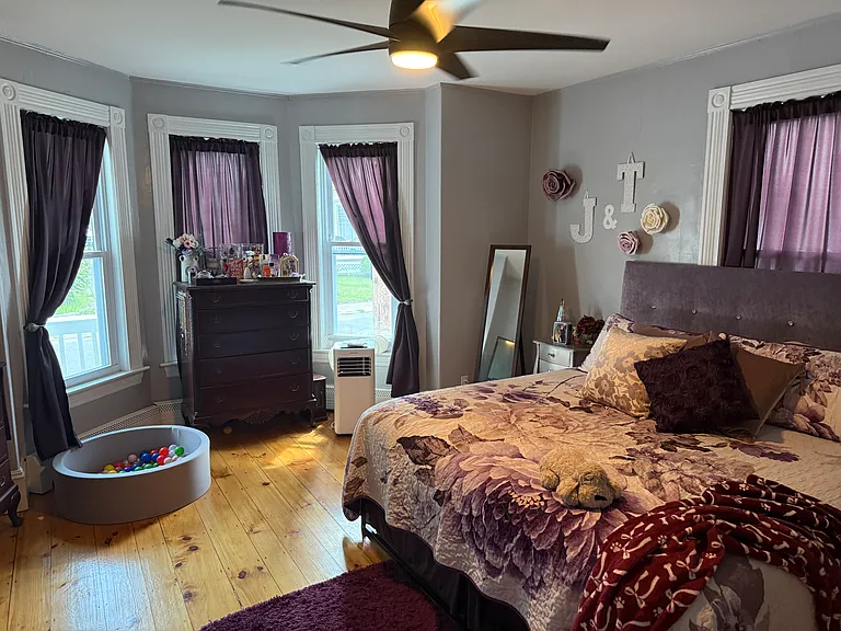 42.5 Abbott St #A — Photo 9