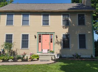1780 Rippling Brook Dr, Mansfield, OH 44904