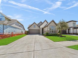 8730 Morris Woods Dr, Missouri City, TX 77459
