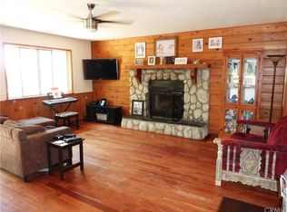 437 Darfo Dr, Crestline, CA 92325