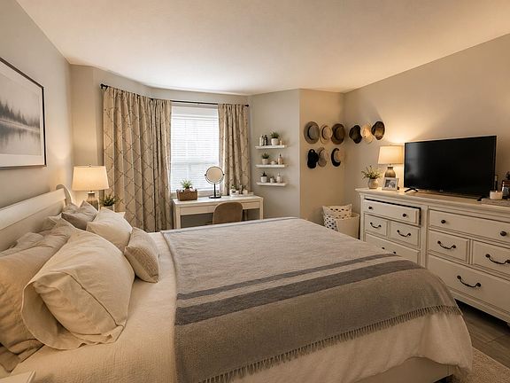 3rd image of 22661 Lougheed Hwy #328