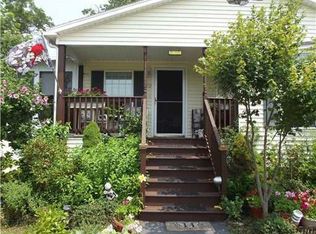 62 Starlight Dr, South Kingstown, RI 02879