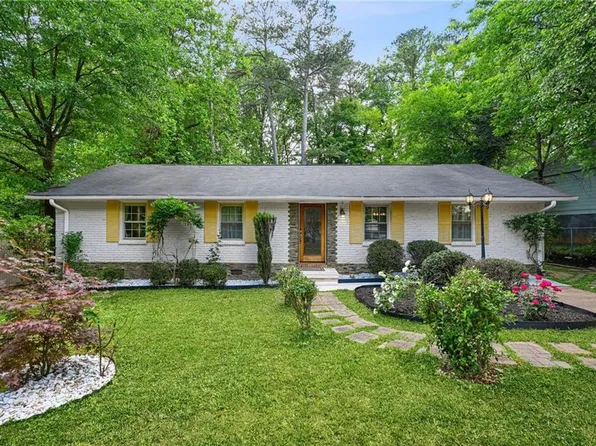 2570 Spring Dr SE, Smyrna, GA 30080