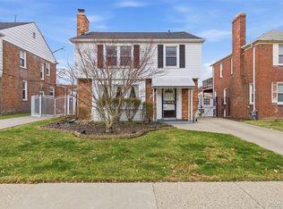 16855 Strathmoor St, Detroit, MI 48235