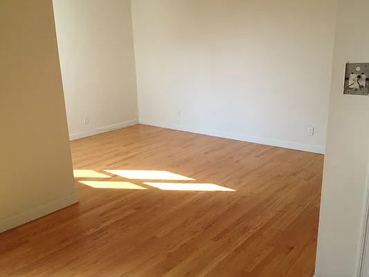 Rented by Dwell Residential Inc | media 7
