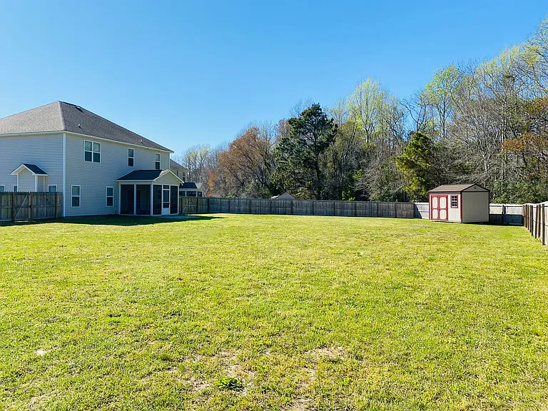 102 Long Pond Dr — Photo 15