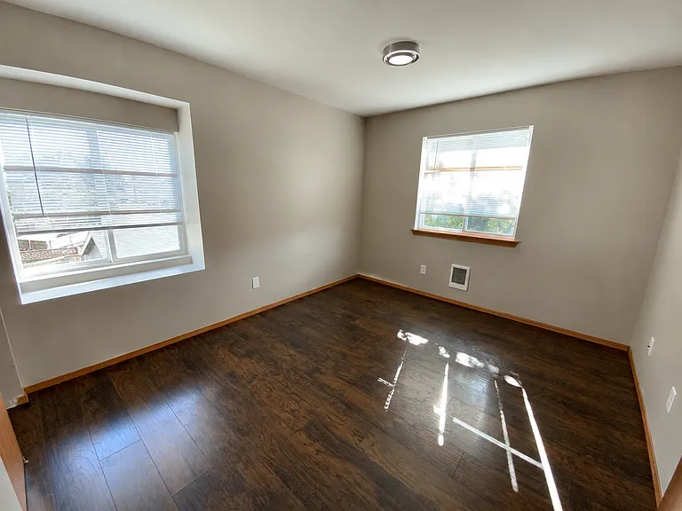 SEA 3508 S 45th — Photo 20