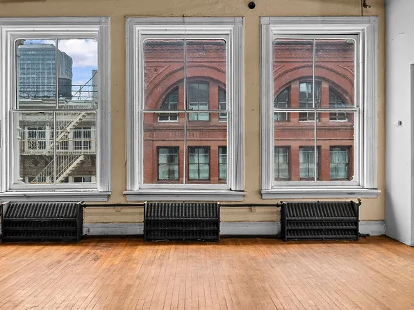 100 Prince St APT 5W, New York, NY 10012