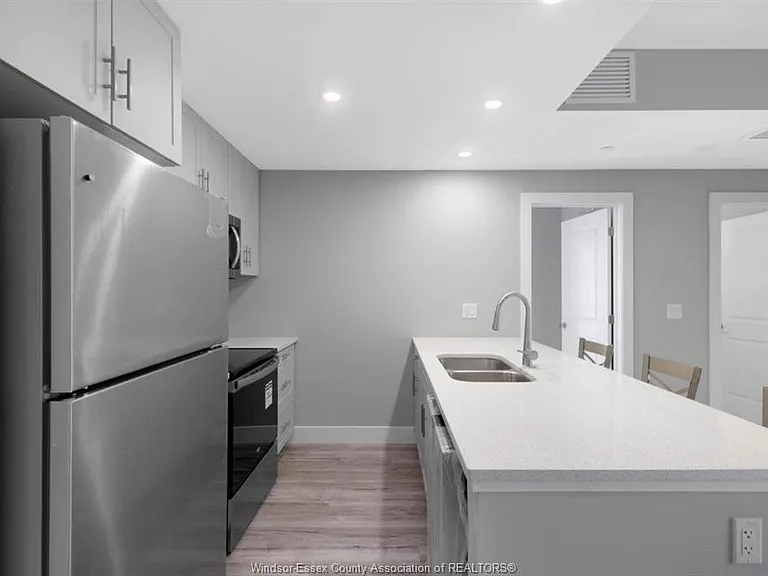 840 Wyandotte St E #407 — Photo 16
