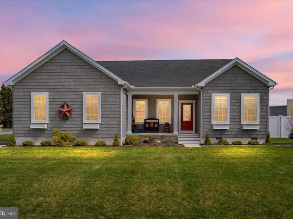 38284 Clearwater Ct, Ocean View, DE 19970