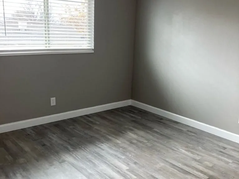 Peak 72 Apartments — Photo 47