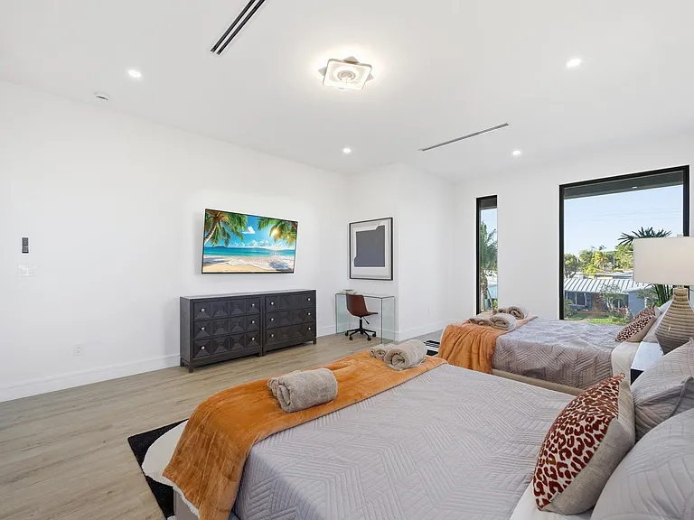 1308 Avocado Isle — Photo 42