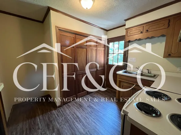 145 Old Petrie Rd #A, Spartanburg, SC 29302