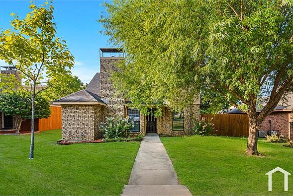 1st image of 9881 Camelot Dr