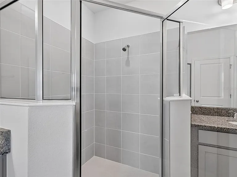2027 Firethorn Loop — Photo 29