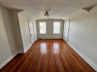 1386 Gorham St APT 3, Lowell, MA 01852