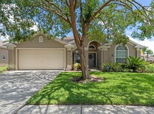200 Lockbreeze Dr, Davenport, FL 33897