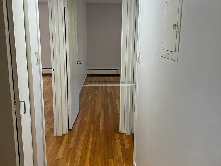 231 Coolidge Ave #414 — Photo 5