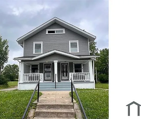 1751 W Grand Ave
