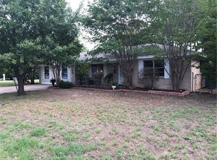 109 N Oak Ln, Tolar, TX 76476