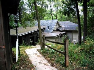 N4596 E Shore Place Rd, Cambridge, WI 53523