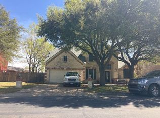 132 Stonehedge Blvd, Georgetown, TX 78626