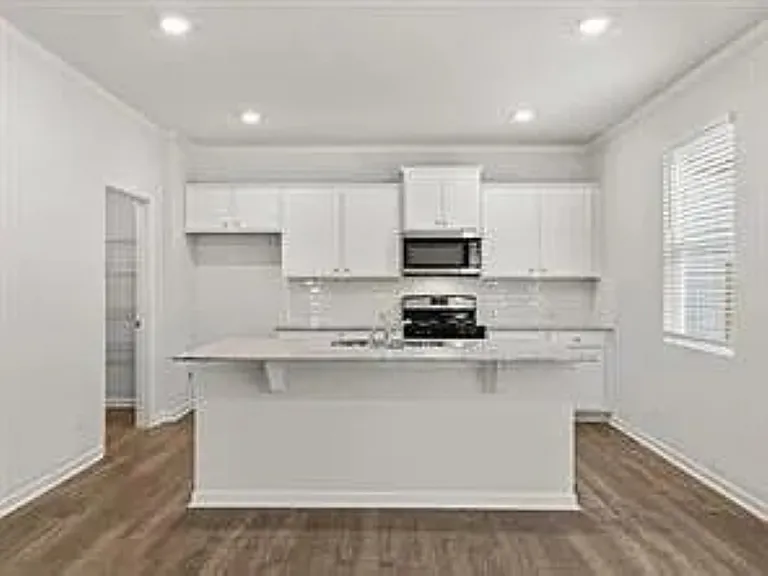 234 Barnwood Ln — Photo 10
