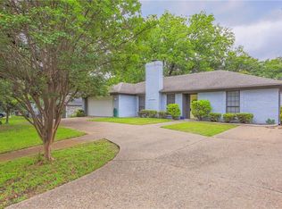 325 Station Creek Dr, Waco, TX 76708
