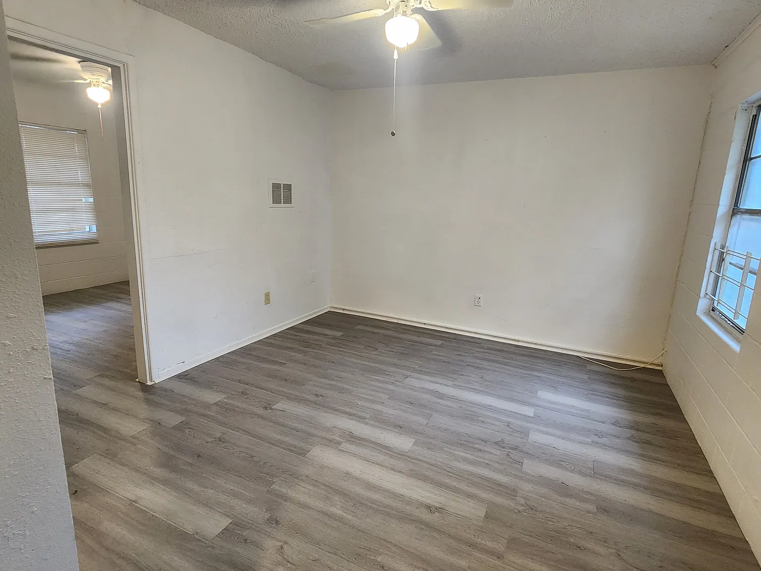 1 bed, 550 sqft, $650 — Photo 1